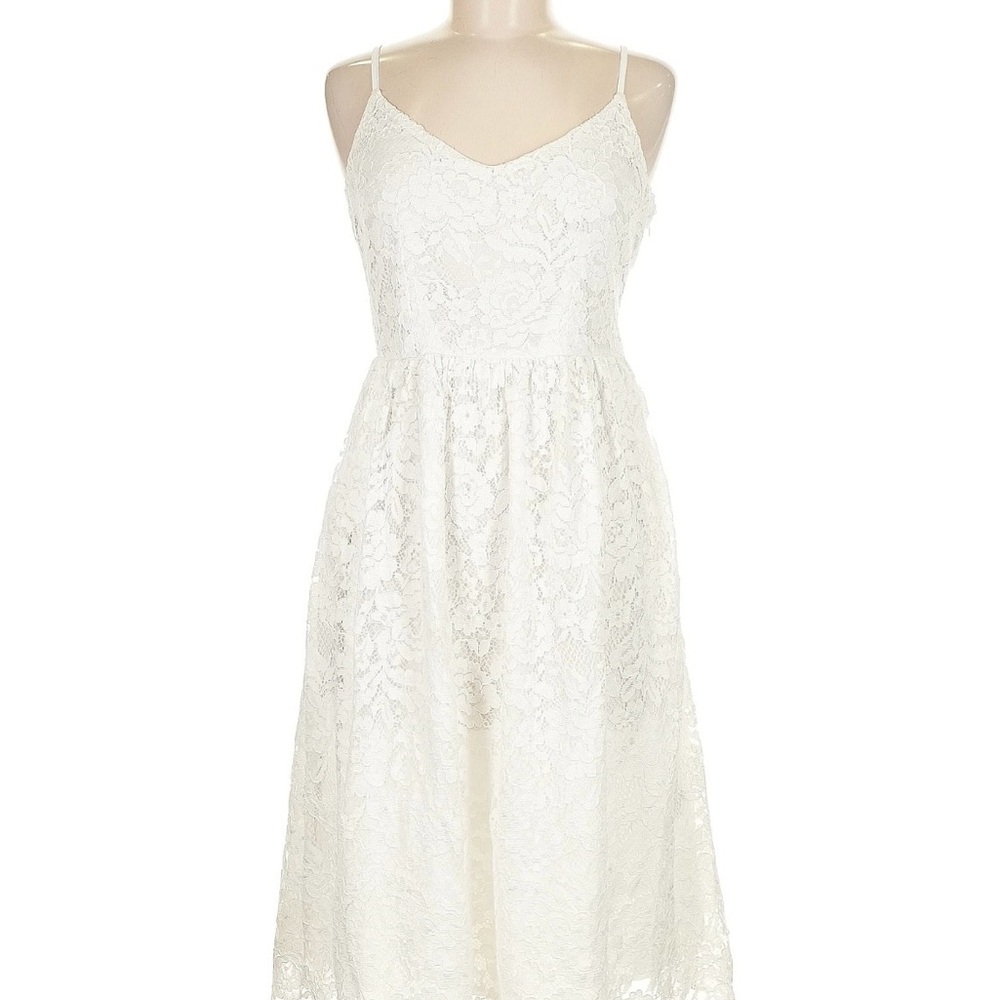 Forever 21 Cream Lace Midi Dress